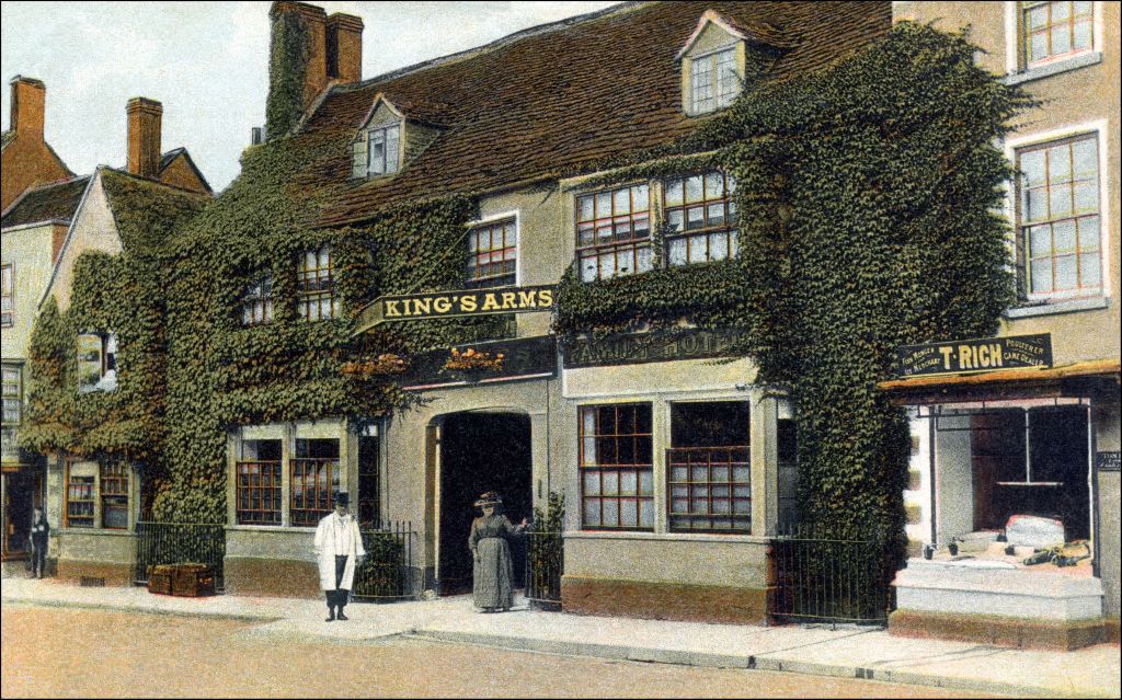 Malmesbury Pubs